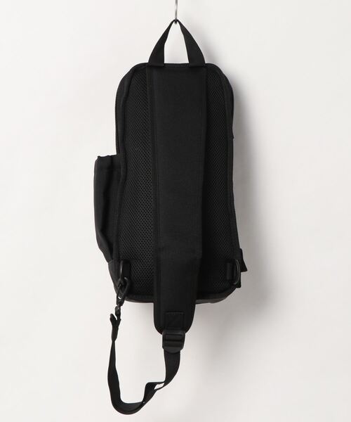 KNOSIS ブラック ボディバッグ　ポーチ　黒 KNOSIS ブラック ボディバッグ ポーチ 黒