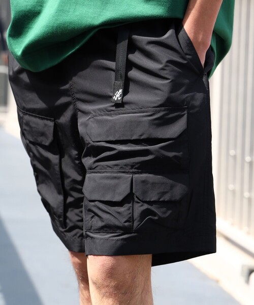 BEAMS（ビームス）の「GRAMICCI × BEAMS / 別注 Nylon Fishing Short Pants（その他パンツ・メンズ・ブラック/オリーブ・SMALL/MEDIUM/X-LARGE/LARGE）」の6枚目の写真