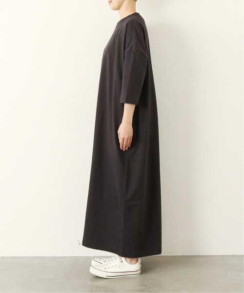 JOURNAL STANDARD LUXE(ジャーナルスタンダード ラックス)の「クラシックテンジク スタンダードクルーネックワンピース(ワンピース・レディース・チャコールグレー/カーキ・SMALL/MEDIUM)」の4枚目の写真