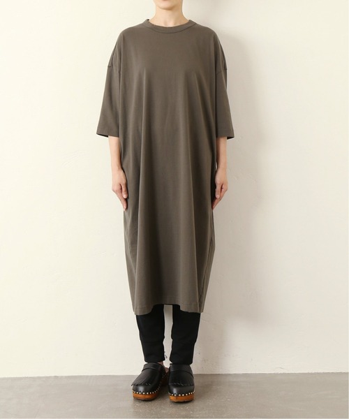 JOURNAL STANDARD LUXE(ジャーナルスタンダード ラックス)の「クラシックテンジク スタンダードクルーネックワンピース(ワンピース・レディース・チャコールグレー/カーキ・SMALL/MEDIUM)」の15枚目の写真