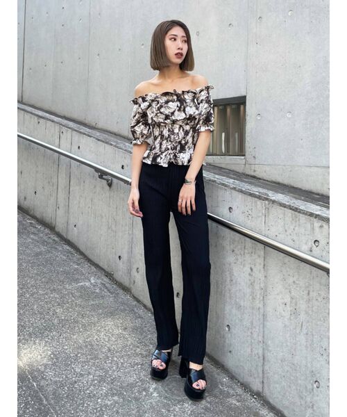EMODA(エモダ)の「マークウエストコルセットトップ(シャツ/ブラウス・レディース・ホワイト/ブラック/その他/ブルー・FREE)」の14枚目の写真