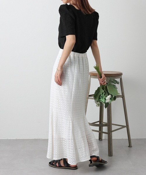 COLONY 2139(コロニートゥーワンスリーナイン)の「シャーリングスクエアネック半袖プルオーバー(Tシャツ/カットソー・レディース・ブラック/イエロー/オフホワイト・FREE)」の5枚目の写真