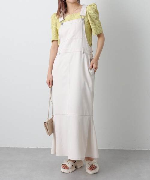 COLONY 2139(コロニートゥーワンスリーナイン)の「シャーリングスクエアネック半袖プルオーバー(Tシャツ/カットソー・レディース・ブラック/イエロー/オフホワイト・FREE)」の18枚目の写真