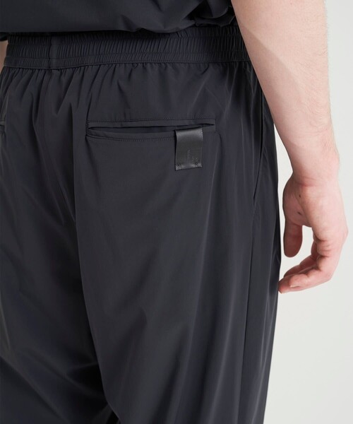 N.HOOLYWOOD（N.ハリウッド）の「STUDIOUS別注 TAPERED PT 006 FAB（スラックス・メンズ・ブラック/カーキ・38/36/40cm）」の10枚目の写真