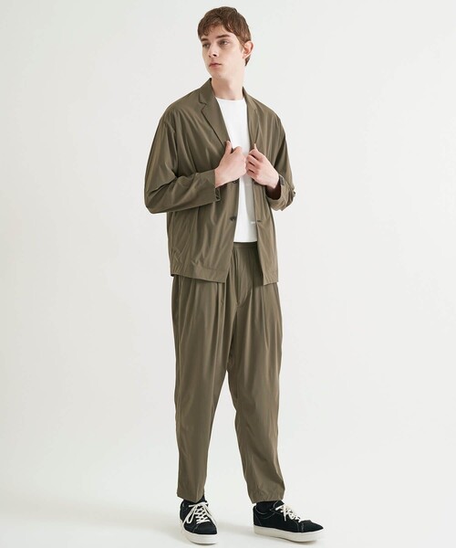 N.HOOLYWOOD（N.ハリウッド）の「STUDIOUS別注 TAPERED PT 006 FAB（スラックス・メンズ・ブラック/カーキ・38/36/40cm）」の12枚目の写真