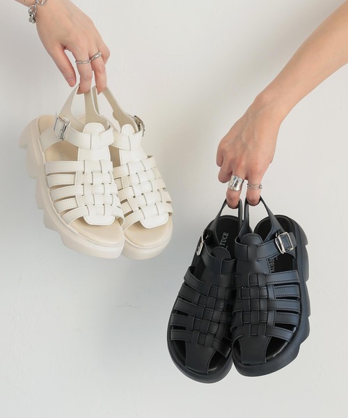 KOBE LETTUCE（コウベレタス）の「2タイプグルカスポサン（サンダル・レディース・ホワイト/ブラック/ホワイト系/ブラック系・S/M/L/LL）」の21枚目の写真