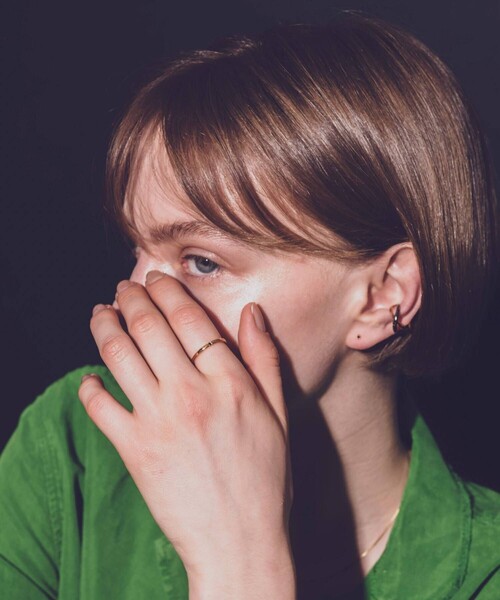 and cloud(アンドクラウド)の「Grayscale Black-Gray Diamond Ring(リング・レディース・イエローゴールド/シルバー・#9/#11/#13/#15)」の7枚目の写真