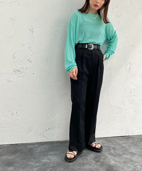 apres jour mignon（アプレジュールミニョン）の「シアールーズトップス【ZOZOTOWN限定アイテム】（Tシャツ/カットソー・レディース・ブラック/パープル/オフホワイト/ピンク/イエロー/ブルー/グリーン・X-LARGE/フリー）」の10枚目の写真