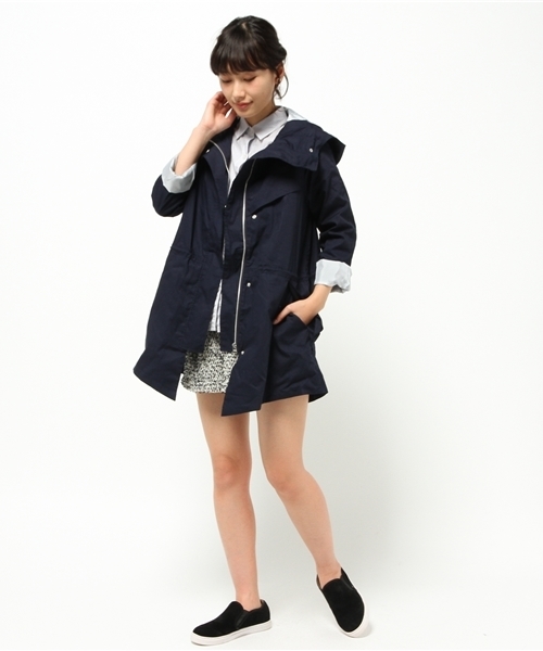 DISCOAT(ディスコート)の「【Discoat】変形モッズコート(モッズコート・レディース・ベージュ/ネイビー・MEDIUM/LARGE)」の4枚目の写真