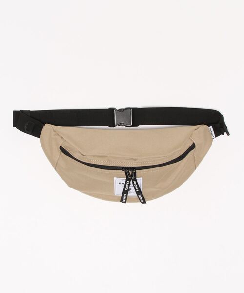 KANGOL（カンゴール）の「【KANGOL/カンゴール】 BIG タグ ウエストバッグ / ウエストポーチ（ボディバッグ/ウエストポーチ・メンズ・ブラック/ベージュ/グレー・FREE）」の9枚目の写真