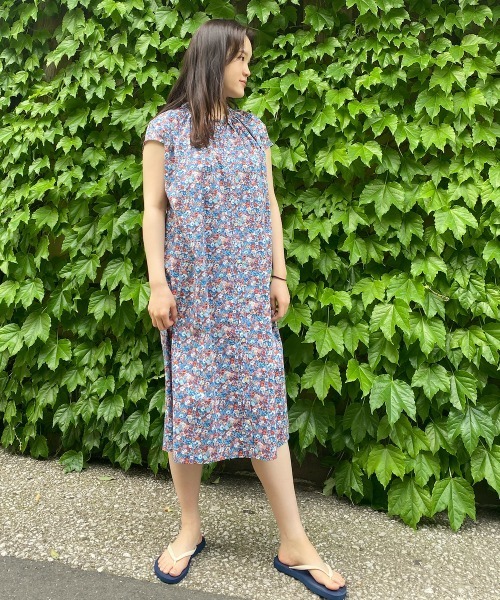 NIMES（ニーム）の「LIBERTYフロントボタンワンピース（ワンピース・レディース・ブルー/グリーン系その他・FREE）」の3枚目の写真