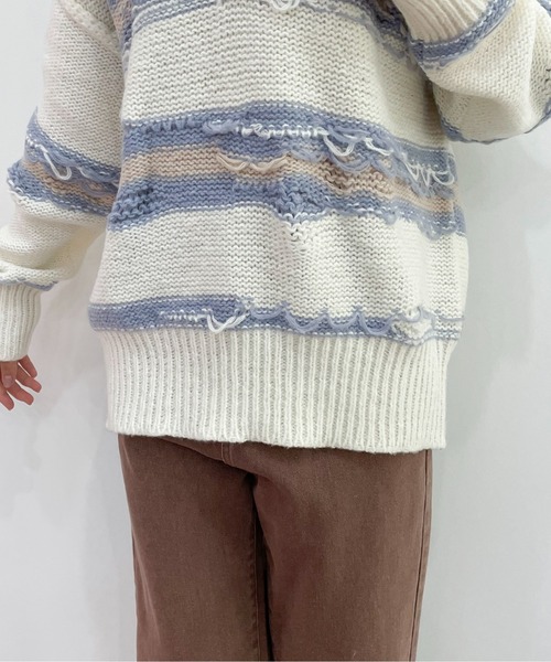 EPIMI E'PIMMY（エピミエピミー）の「〈ユニセックス〉Vネックダメージオーバーニット（ニット/セーター・レディース・オレンジ/オフホワイト/ネイビー/ブラック・MEDIUM）」の17枚目の写真