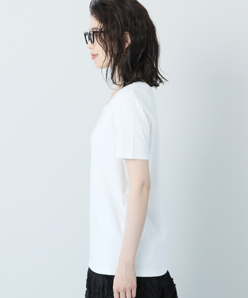 UNTITLED（アンタイトル）の「【抗菌防臭】クリーンフィール カットソー（Tシャツ/カットソー・レディース・ブラック/オフホワイト・44/48/01/02/03/04）」の5枚目の写真