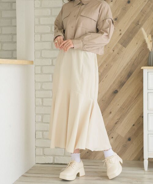 ems excite(エムズエキサイト)の「ピーチマーメイドSK(スカート・レディース・ブラック/イエロー/オレンジ/グリーン/ナチュラル・FREE)」の14枚目の写真