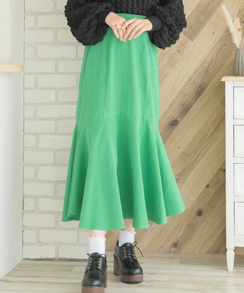 ems excite(エムズエキサイト)の「ピーチマーメイドSK(スカート・レディース・ブラック/イエロー/オレンジ/グリーン/ナチュラル・FREE)」の4枚目の写真