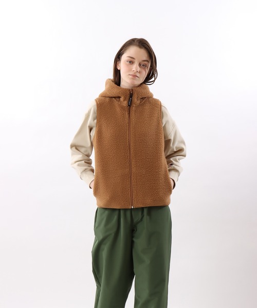 Champion（チャンピオン）の「【Champion/チャンピオン】レディース ジップフーデッドベスト（ベスト・レディース・オフホワイト/ブラック/ブラウン・LARGE/MEDIUM）」の3枚目の写真