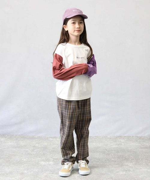 Champion（チャンピオン）の「【Champion】袖配色ロンＴ（Tシャツ/カットソー・キッズ・グレー/ホワイト・140/105/130/120）」の17枚目の写真
