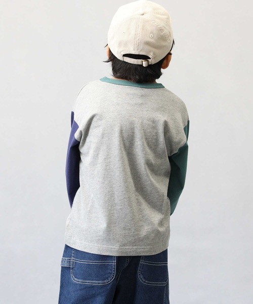 Champion（チャンピオン）の「【Champion】袖配色ロンＴ（Tシャツ/カットソー・キッズ・グレー/ホワイト・140/105/130/120）」の13枚目の写真