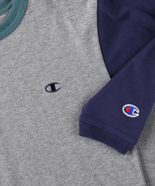 Champion（チャンピオン）の「【Champion】袖配色ロンＴ（Tシャツ/カットソー・キッズ・グレー/ホワイト・140/105/130/120）」の3枚目の写真