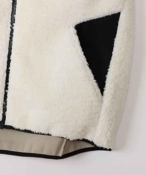 Champion(チャンピオン)の「【Champion/チャンピオン】メンズ スポーツ ベスト(ベスト・メンズ・オリーブ/ブラック/ベージュ/オフホワイト・X-LARGE/LARGE/MEDIUM)」の20枚目の写真