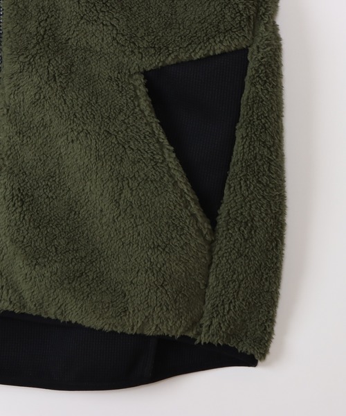 Champion(チャンピオン)の「【Champion/チャンピオン】メンズ スポーツ ベスト(ベスト・メンズ・オリーブ/ブラック/ベージュ/オフホワイト・X-LARGE/LARGE/MEDIUM)」の8枚目の写真