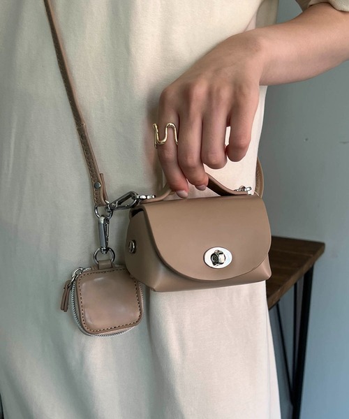 CAPRICIEUX LE'MAGE（カプリシューレマージュ）の「アクセケースSETミニショルダーバッグ（ショルダーバッグ・レディース・ブラック/ベージュ/アイボリー・FREE）」の3枚目の写真