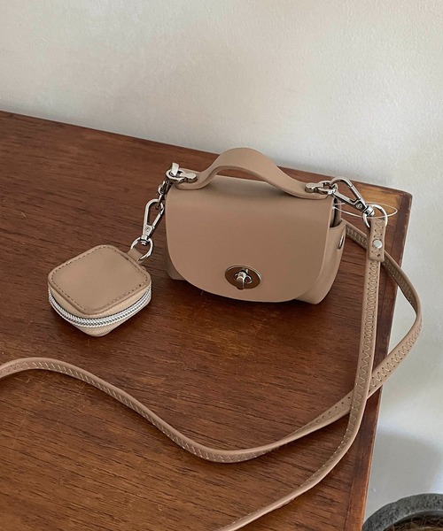 CAPRICIEUX LE'MAGE（カプリシューレマージュ）の「アクセケースSETミニショルダーバッグ（ショルダーバッグ・レディース・ブラック/ベージュ/アイボリー・FREE）」の11枚目の写真