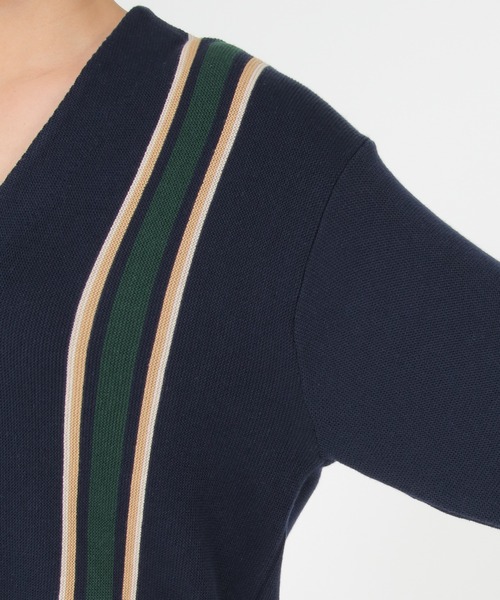 LBC（エルビーシー）の「配色ラインVネックカーディガン（カーディガン/ボレロ・レディース・ネイビー/ベージュ・M）」の9枚目の写真