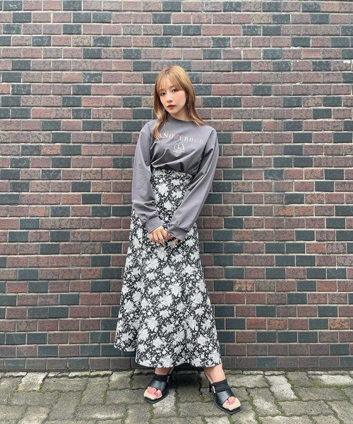 ANDGEEBEE(アンジービー)の「UNISEX クラシックロゴロンT(Tシャツ/カットソー・レディース・パープル/チャコールグレー・X-LARGE)」の9枚目の写真