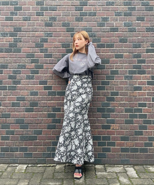 ANDGEEBEE(アンジービー)の「UNISEX クラシックロゴロンT(Tシャツ/カットソー・レディース・パープル/チャコールグレー・X-LARGE)」の17枚目の写真
