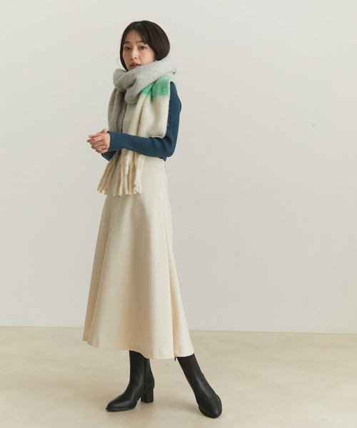 Juze（ジュゼ）の「ヒールサイドゴアブーツ（ブーツ・レディース・ブラック/オフホワイト・L/M/S）」の10枚目の写真