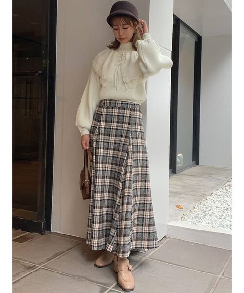 dazzlin（ダズリン）の「2WAYケープカラーニットトップス（ニット/セーター・レディース・グレー/オフホワイト/チャコールグレー・FREE）」の13枚目の写真