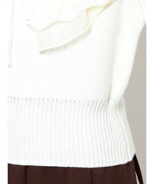 dazzlin（ダズリン）の「2WAYケープカラーニットトップス（ニット/セーター・レディース・グレー/オフホワイト/チャコールグレー・FREE）」の8枚目の写真