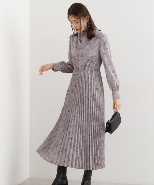 ドレープネック花柄ワンピース ワンピース Natural Beauty ワンピース Basic Basic ナチュラルビューティーベーシック のファッション Beauty