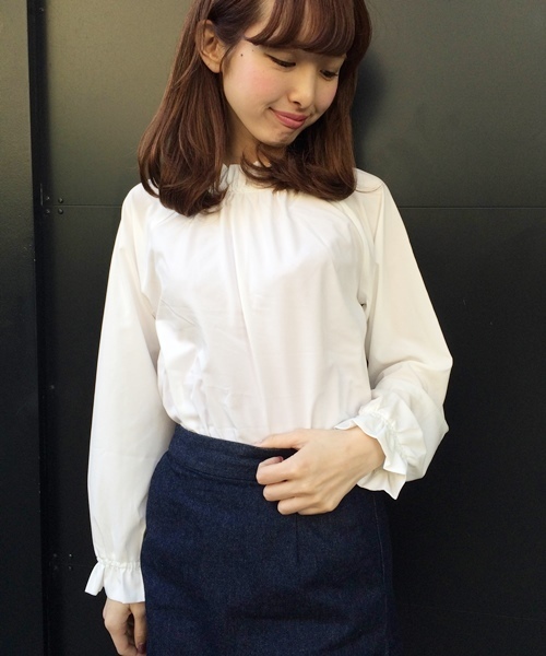 Chico（チコ）の「スタンドフリルBL（シャツ/ブラウス・レディース・ホワイト/ライトグレー/ライトブルー・FREE）」の13枚目の写真