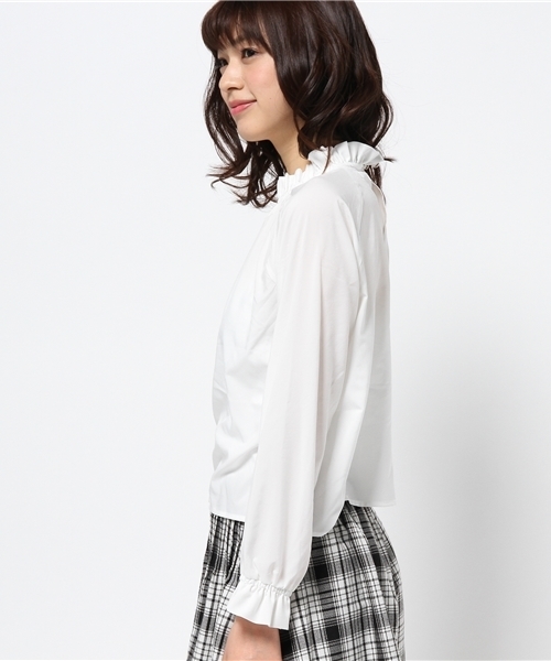 Chico（チコ）の「スタンドフリルBL（シャツ/ブラウス・レディース・ホワイト/ライトグレー/ライトブルー・FREE）」の6枚目の写真