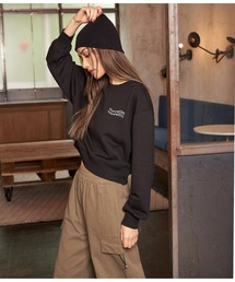 ポイントウェーブ刺繍裏毛プルオーバー