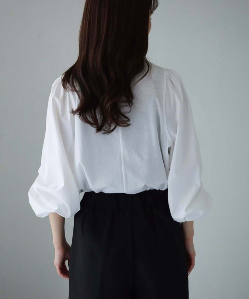 cheriella(シェリエラ)の「【cheriella】WEB限定シルケットコットンハイネックギャザーカットソー(Tシャツ/カットソー・レディース・ライトカーキ/ブラック/オフホワイト・M)」の11枚目の写真