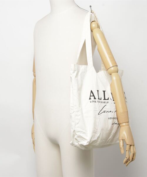 ALLSAINTS（オールセインツ）の「LOVE ALWAYS TOTE | LOVE ALWAYS トート（トートバッグ・レディース・ホワイト系その他・ONE SIZE）」の2枚目の写真