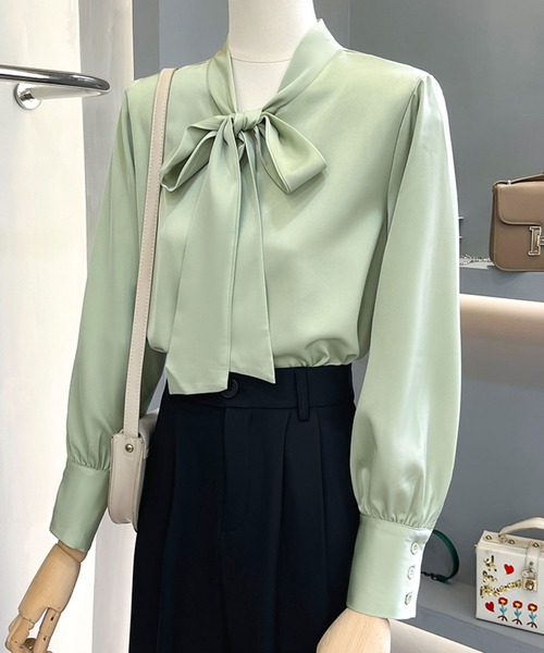 L'UNE ボウタイブラウス　長袖　グリーン　プリーツ 楽天市場】ボウタイ ブラウス グリーンの通販