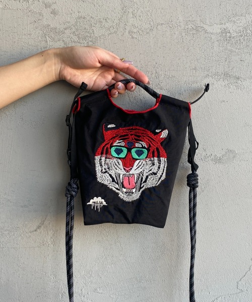 BALL&CHAIN/ボールアンドチェーン] MULGA TORA 刺繍デザイン