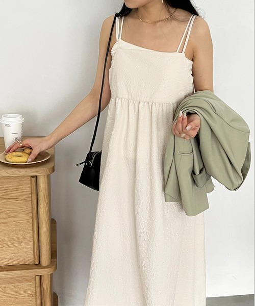 DISCOAT（ディスコート）の「【WEB限定】ジャガードキャミワンピース（ワンピース・レディース・ブラック/アイボリー/グリーン系その他・FREE）」の4枚目の写真