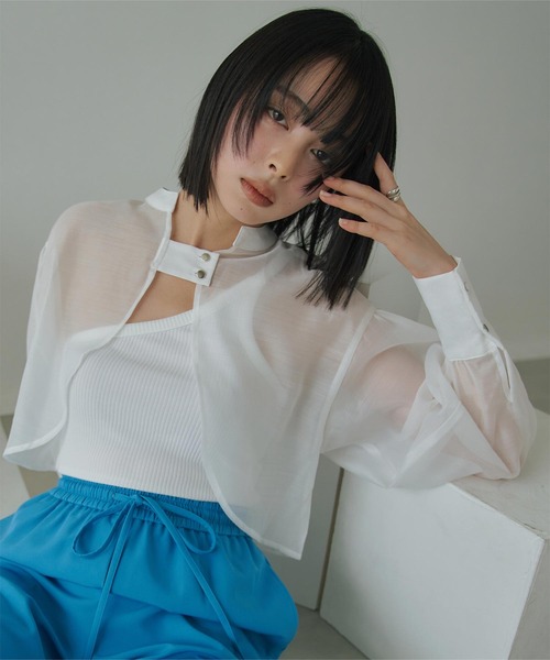 miette（ミエット）の「ボリュームスリーブシアーシャツアームボレロ（シャツ/ブラウス・レディース・ブラック/オフホワイト/ブルー・FREE）」の6枚目の写真