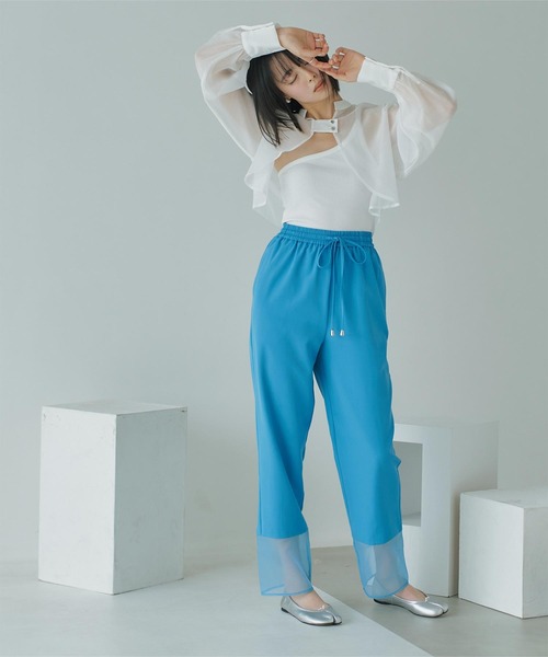 miette（ミエット）の「ボリュームスリーブシアーシャツアームボレロ（シャツ/ブラウス・レディース・ブラック/オフホワイト/ブルー・FREE）」の4枚目の写真