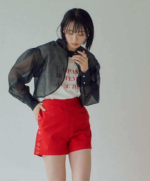 miette（ミエット）の「ボリュームスリーブシアーシャツアームボレロ（シャツ/ブラウス・レディース・ブラック/オフホワイト/ブルー・FREE）」の9枚目の写真