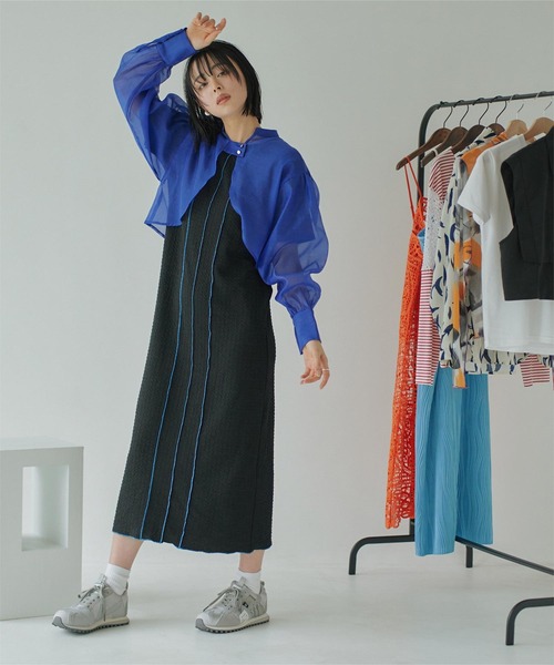 miette（ミエット）の「ボリュームスリーブシアーシャツアームボレロ（シャツ/ブラウス・レディース・ブラック/オフホワイト/ブルー・FREE）」の11枚目の写真