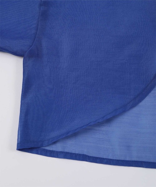 miette（ミエット）の「ボリュームスリーブシアーシャツアームボレロ（シャツ/ブラウス・レディース・ブラック/オフホワイト/ブルー・FREE）」の10枚目の写真