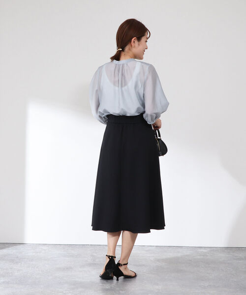 NOLLEY’S(ノーリーズ)の「ソフトオーガンジーシャーリングブラウス(シャツ/ブラウス・レディース・サックスブルー/ラベンダー/ブラック/イエロー・38/36)」の15枚目の写真