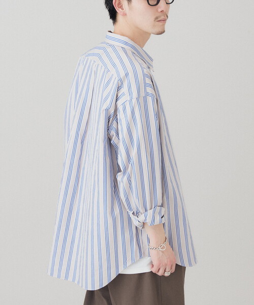 B.C STOCK(ベーセーストック)の「オーバーサイズ レギュラーシャツ(シャツ/ブラウス・メンズ・ベージュ/ブルー系その他/ホワイト・SMALL/MEDIUM/LARGE)」の5枚目の写真