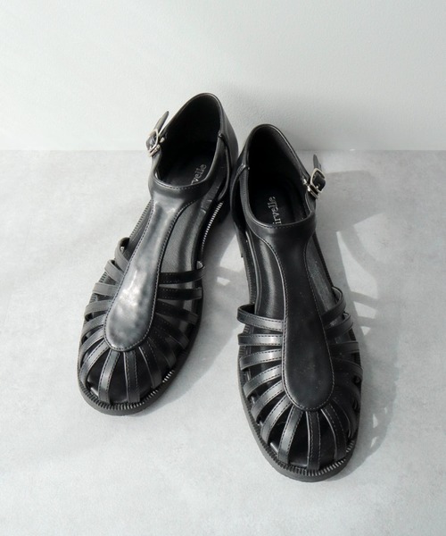 Green　Parks（グリーンパークス）の「・souvenirvelle　グルカストラップサンダル（サンダル・レディース・ブラウン/ブラック・M/LL/S/L）」の2枚目の写真